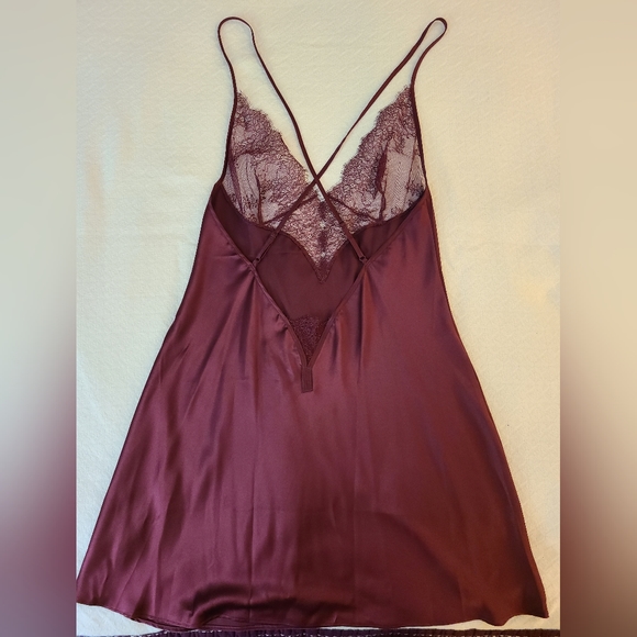 Victoria Secret Slip - Picture 3 of 5